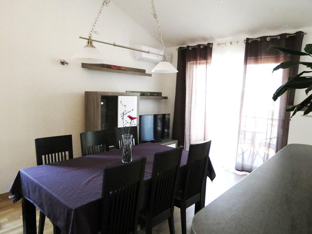 Apartments Ljubicic Podstrana Kamer foto